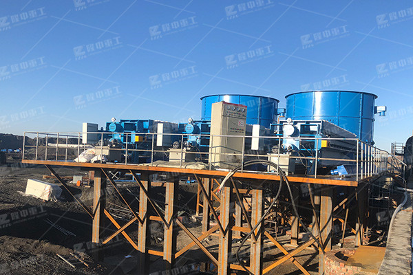 內(nèi)蒙古武川縣3000㎡（尾礦處理）壓濾機(jī)現(xiàn)場(chǎng)已就位