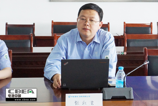 1462513050512086635.jpg 圖為中航鋰電營銷公司副總經(jīng)理張永龍.jpg