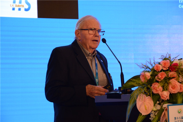 1498017632516047540.jpg 加州大學戴維斯分校交通研究所教授-Andrew Burke原圖.jpg