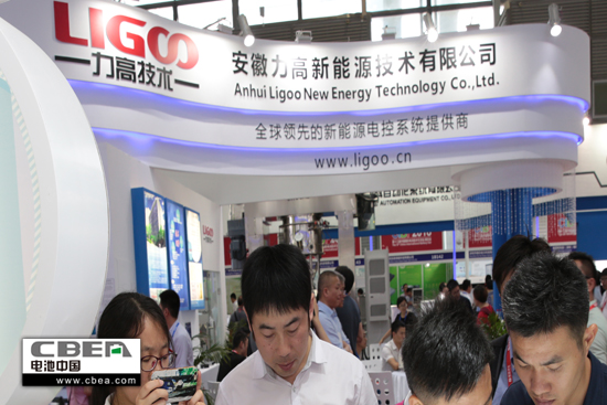 1527673546910039676.jpg CI2A2052 di.jpg