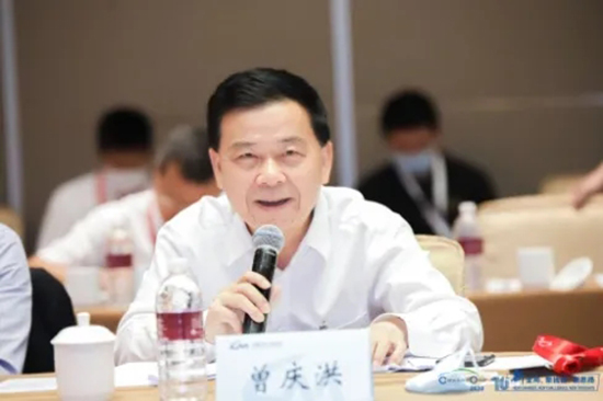 汽車界大佬云集,2020年中國汽車T10峰會在上海召開 汽車界大佬云集,2020年中國汽車T10峰會在上海召開