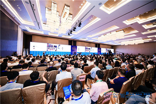 新變局 新挑戰(zhàn) 新思路 引領(lǐng)中國(guó)汽車新征程——2020中國(guó)汽車論壇在上海隆重召開 新變局 新挑戰(zhàn) 新思路 引領(lǐng)中國(guó)汽車新征程——2020中國(guó)汽車論壇在上海隆重召開