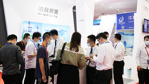 海科新源電解液溶劑年產(chǎn)能居行業(yè)前列 產(chǎn)能將持續(xù)擴(kuò)張