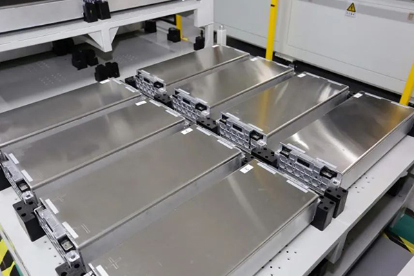 捷威動力鹽城基地二期產線量產,上海車展還有“黑科技”亮相 捷威動力鹽城基地二期產線量產,上海車展還有“黑科技”亮相