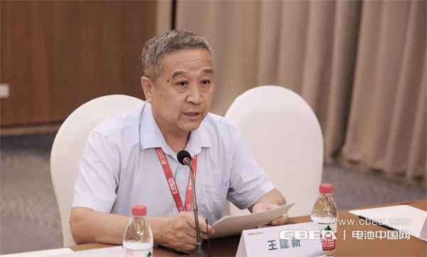 聚焦標準建設(shè)和人才培養(yǎng),氫能與燃料電池專題研討會在滬舉辦 聚焦標準建設(shè)和人才培養(yǎng),氫能與燃料電池專題研討會在滬舉辦