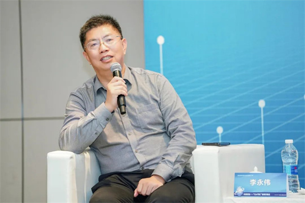 “Li+學社”高端對話：警惕全球化機遇下，鋰電企業的出海挑戰和技術迭代風險