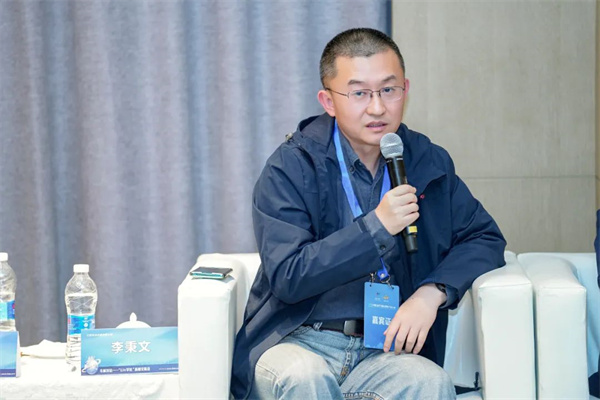 “Li+學社”高端對話：警惕全球化機遇下，鋰電企業的出海挑戰和技術迭代風險