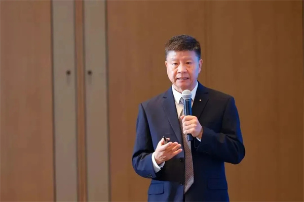 中國科學院院士孫世剛:材料/界面/傳輸/系統創新應對鋰電池四大挑戰 中國科學院院士孫世剛:材料/界面/傳輸/系統創新應對鋰電池四大挑戰