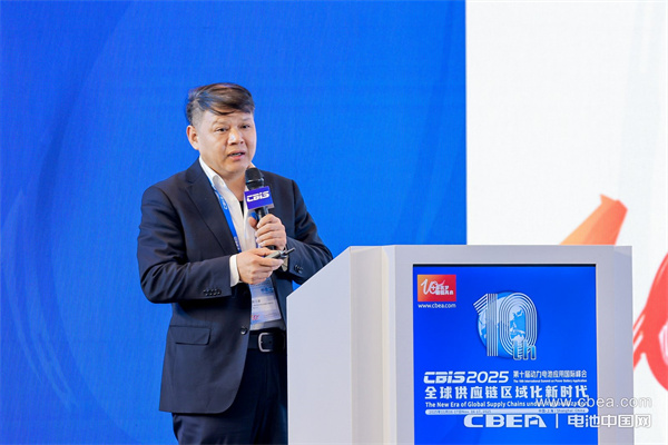 華清高科耿立波發(fā)表主題演講：電動汽車冷卻液的技術(shù)破局：如何實現(xiàn)電池的“本征安全”